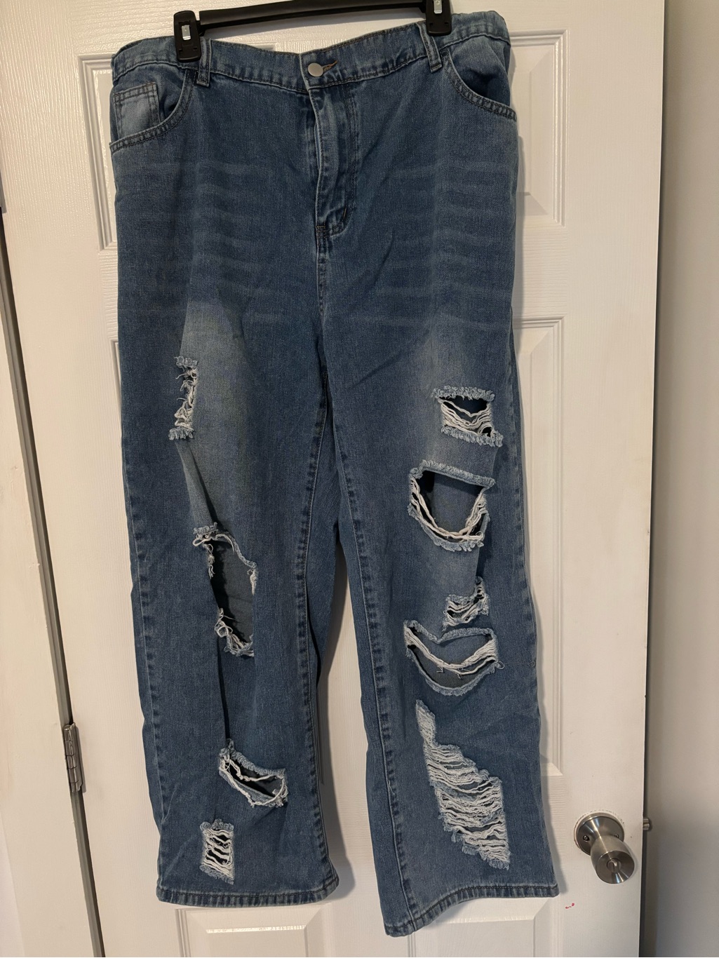 Shein Plus Distressed Loose Fit Jeans